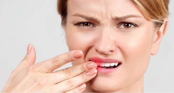 Bọc răng sứ có xảy ra tình trạng ê buốt hay không phụ thuộc rất nhiều vào tay nghề của bác sĩ.