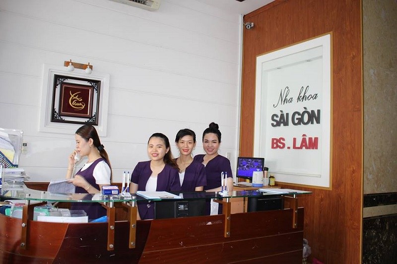 Phòng khám nha khoa Sài Gòn của Bs. Lâm với đội ngũ bác sĩ chuyên môn cao