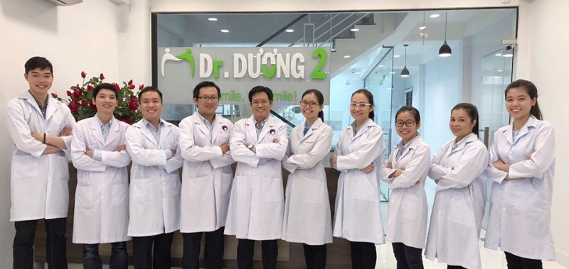 Phòng khám nha khoa Dr. Dương có đội ngũ bác sĩ chuyên môn cao