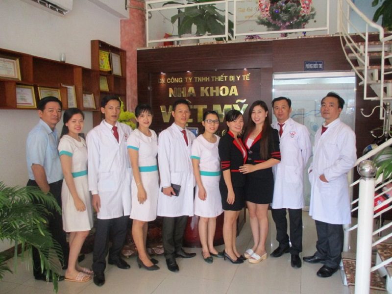 Đội ngũ bác sĩ tại trung tâm Việt Mỹ