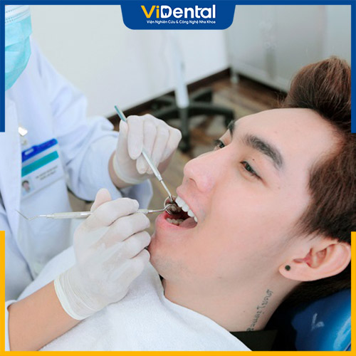 Bạn nên gặp bác sĩ nha khoa để xử lý răng sứ bị rơi vỡ